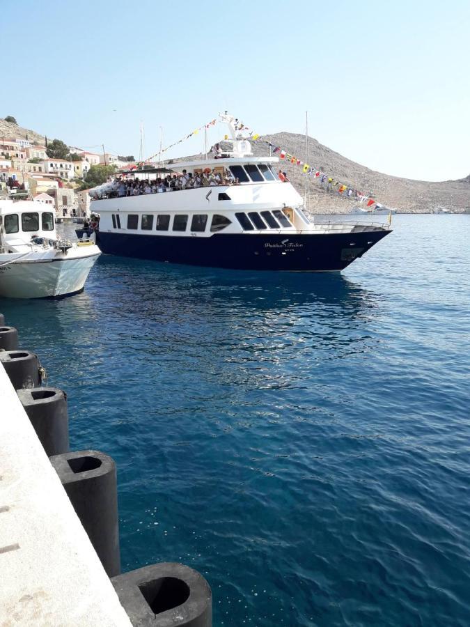 Villa Afroditi Chalki Town ภายนอก รูปภาพ