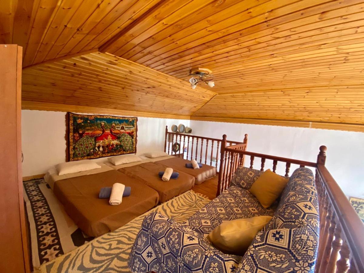 Villa Afroditi Chalki Town ภายนอก รูปภาพ